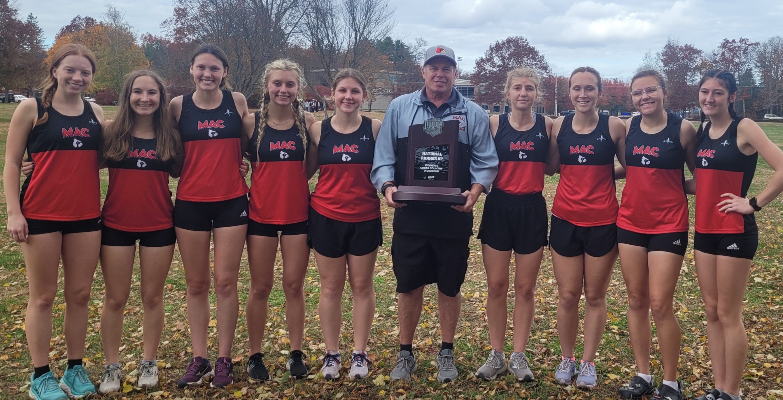 Women's XC Team Finishes As Runner-Up At National Meet