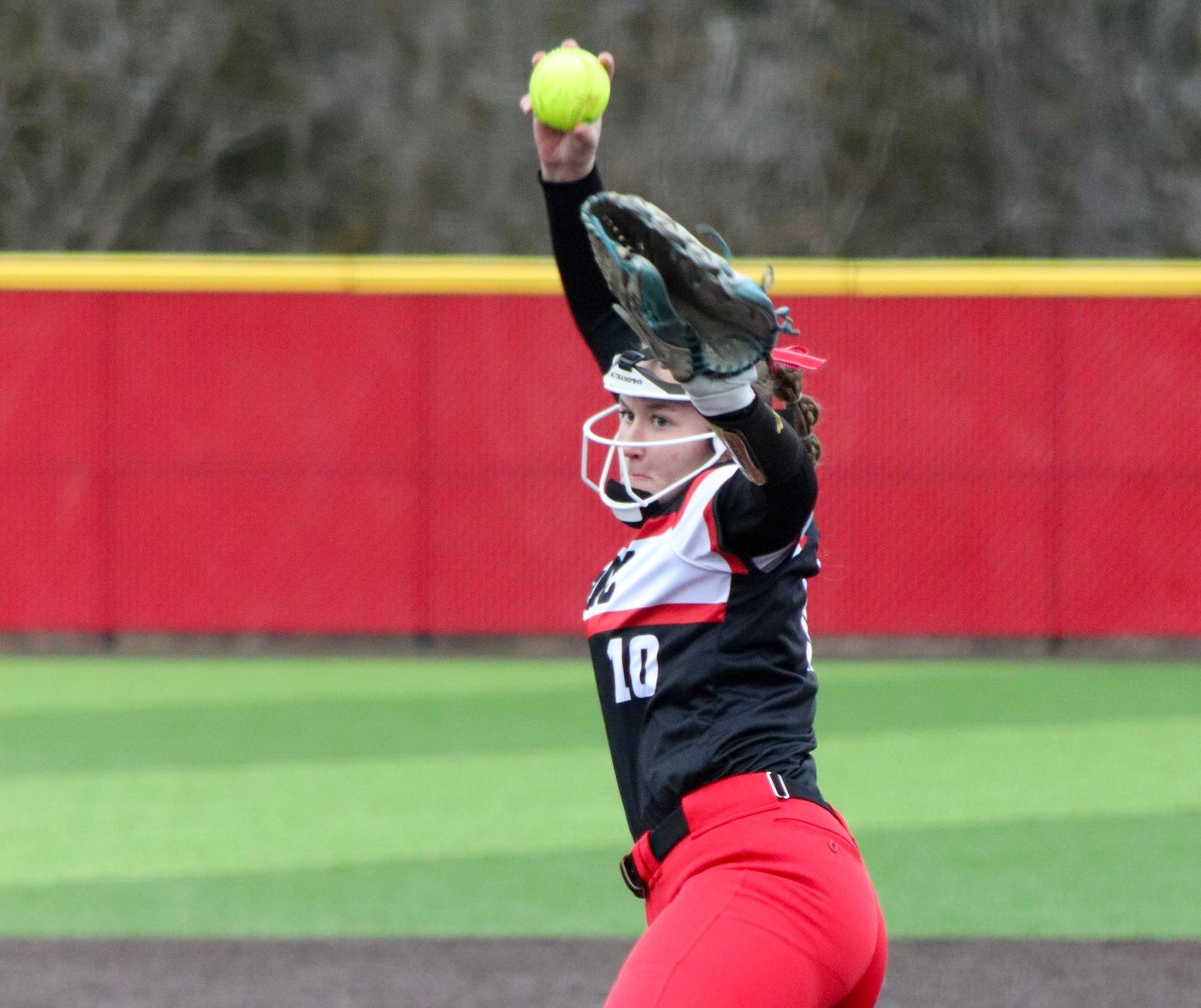 Cardinals Go 2-2 At Northeast Mississippi